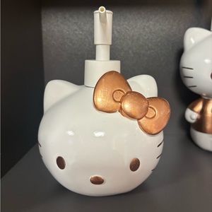 Hello kitty Soap dispenser